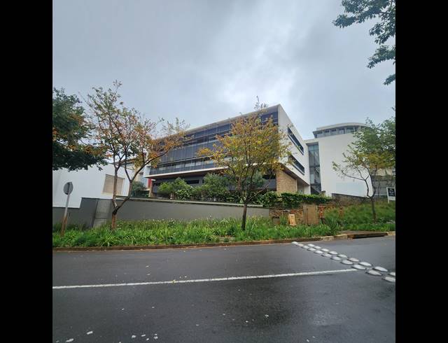 370M² OFFICE TO LET IN UMHLANGA RIDGE